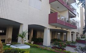 Apartamento amplo próximo a praia - Faça tudo a pé